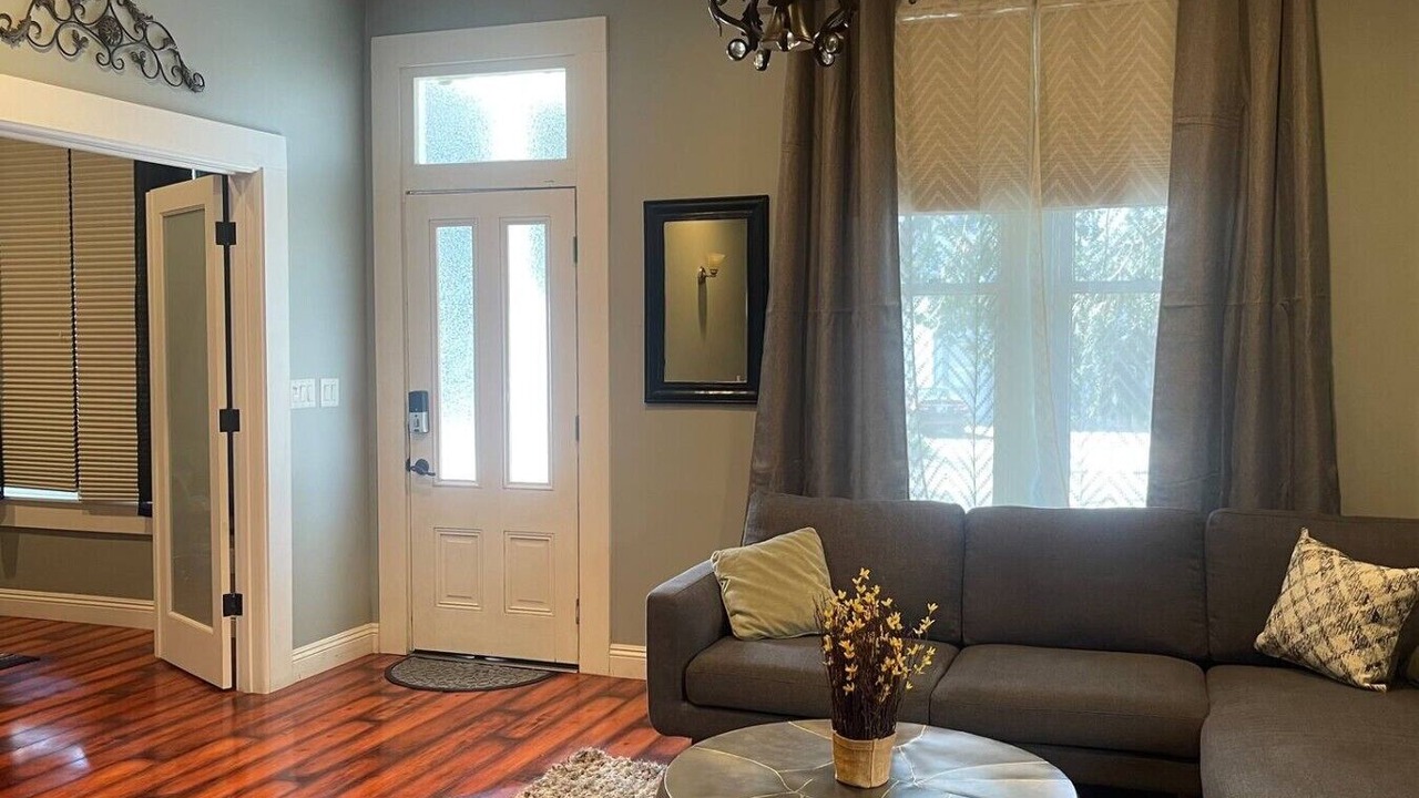 Photo of Livingroom in Downtown Sacramento