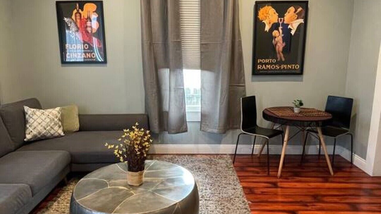 Photo of Livingroom in Downtown Sacramento