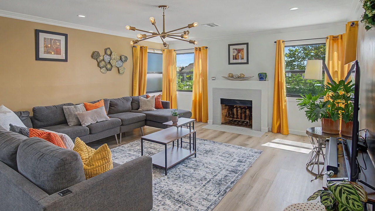 Photo of Livingroom in Park Mesa Heights