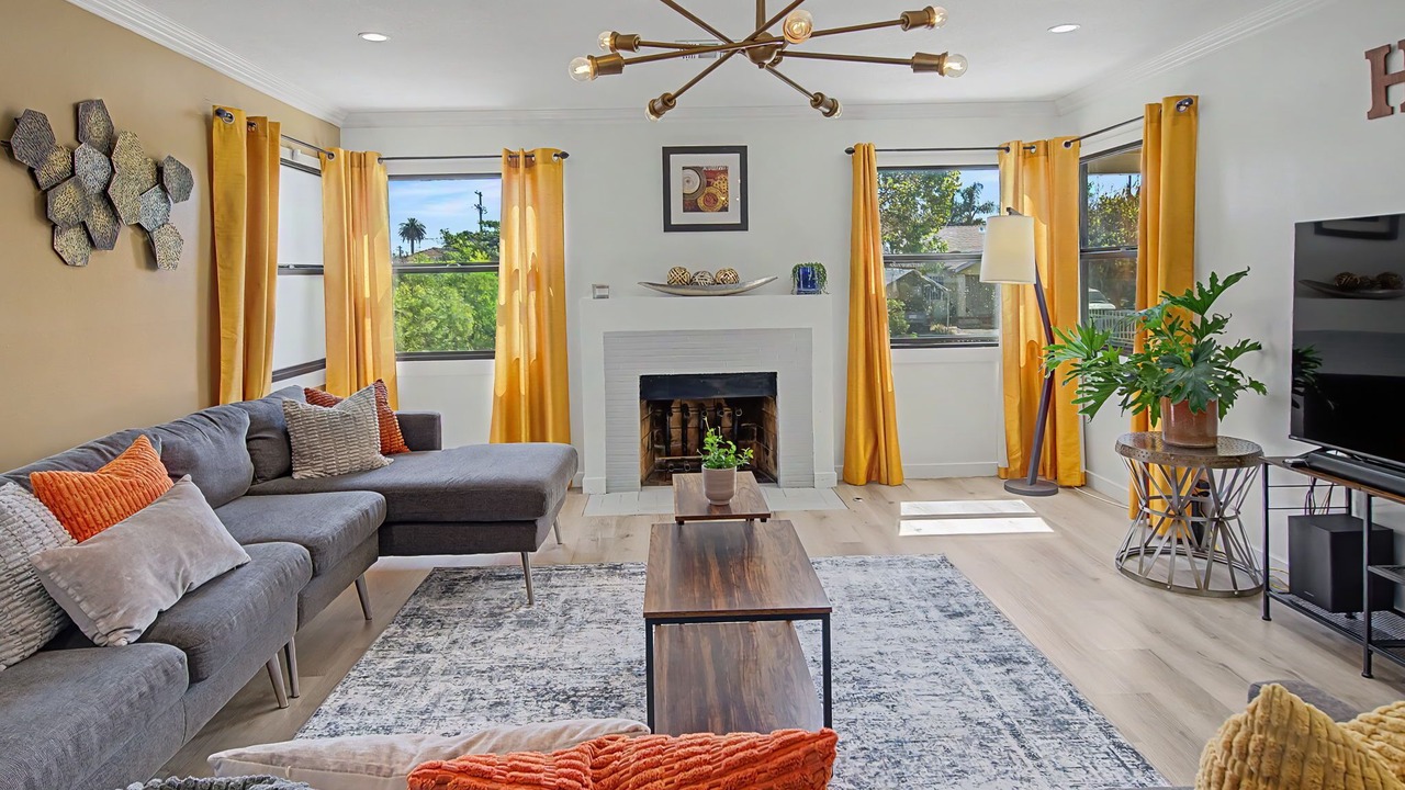 Photo of Livingroom in Park Mesa Heights
