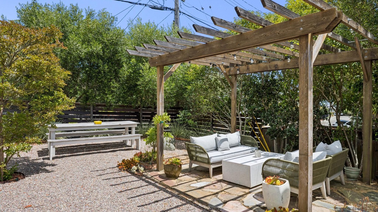 Photo of Outdoor in Fairfax