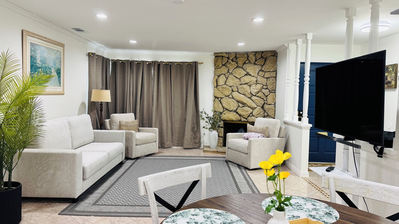 Photo of Livingroom in Westminster
