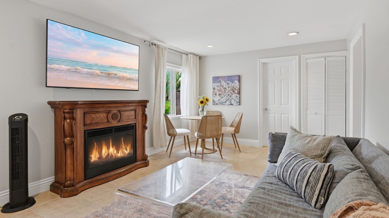 Photo of Livingroom in Carlsbad Village