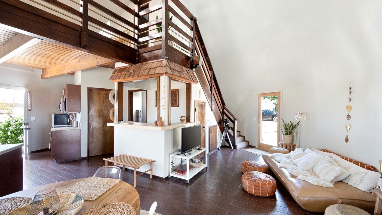 Photo of Livingroom in Landers
