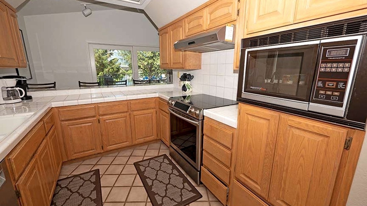 Photo of Kitchen in Tahoe Keys