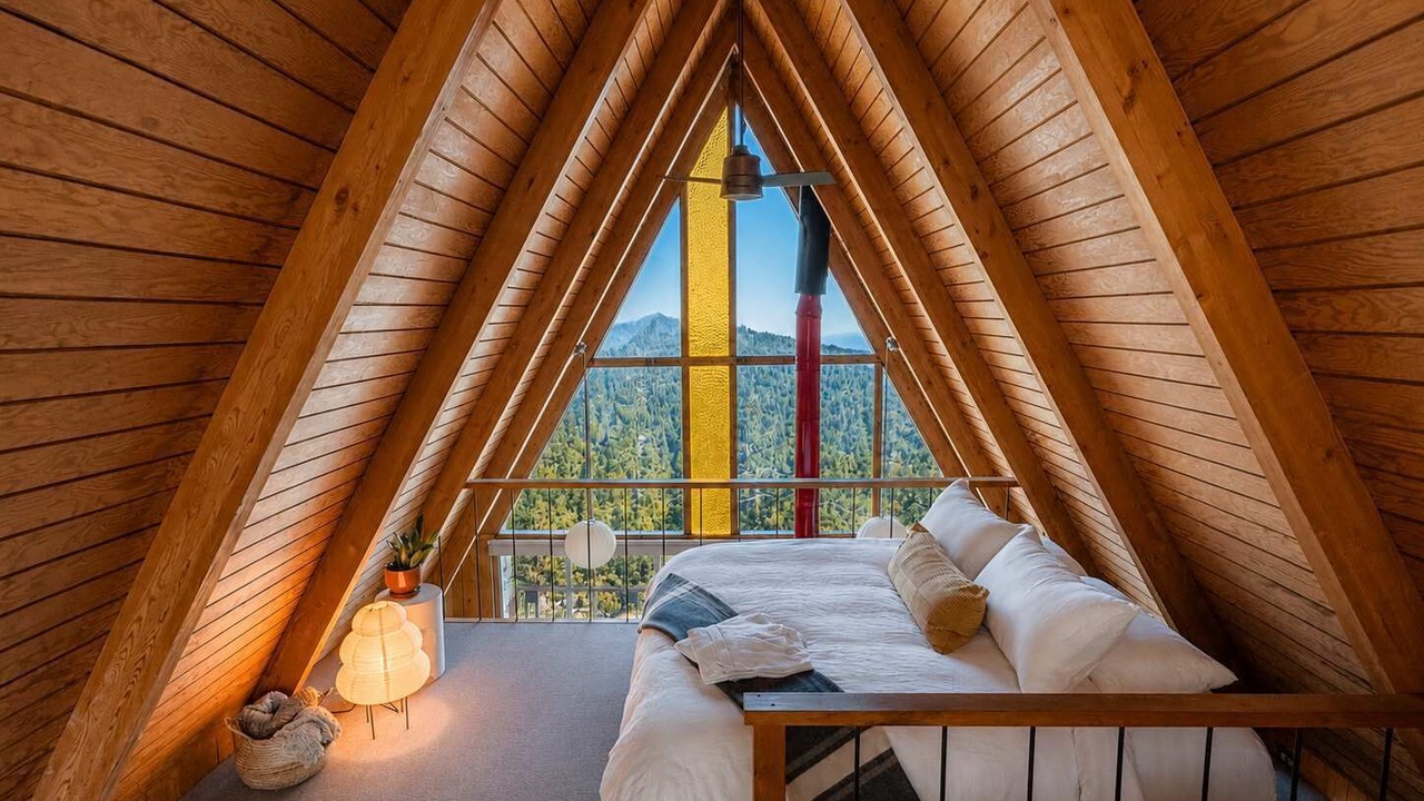 Photo of Bedroom in Idyllwild