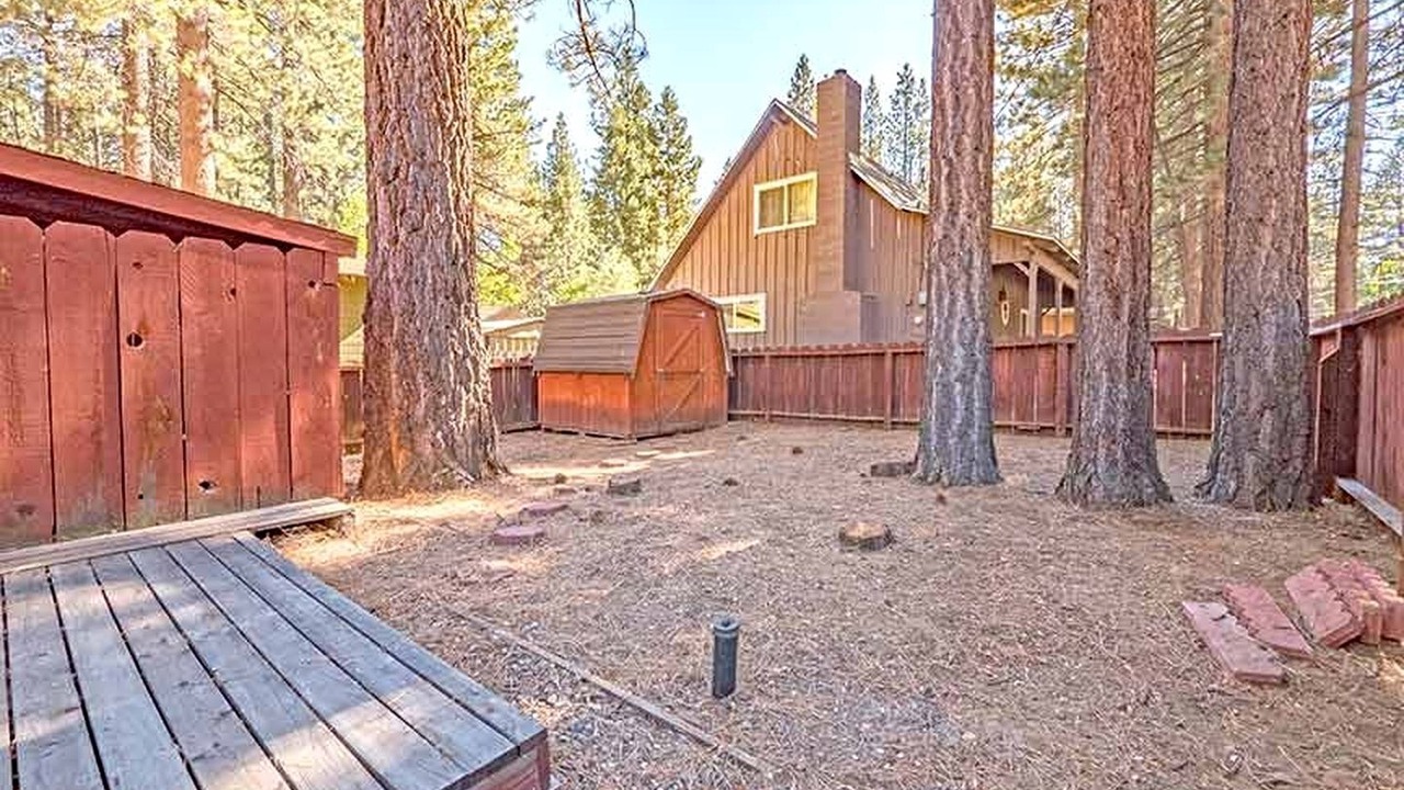 Photo of Outdoor in Sierra Tract