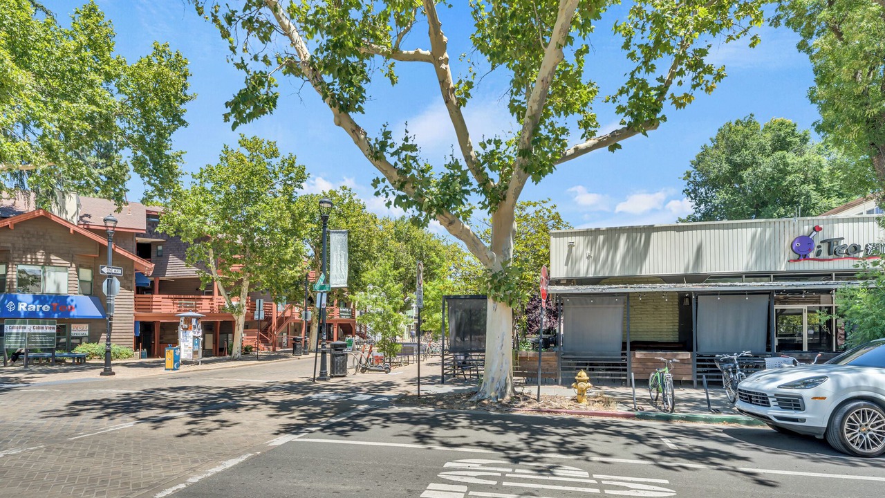 Photo of Outdoor in Central Davis