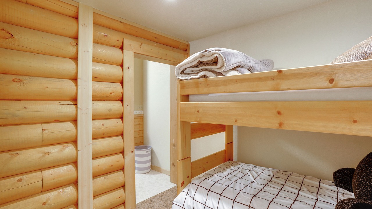 Photo of Bedroom in Lake Almanor Country Club
