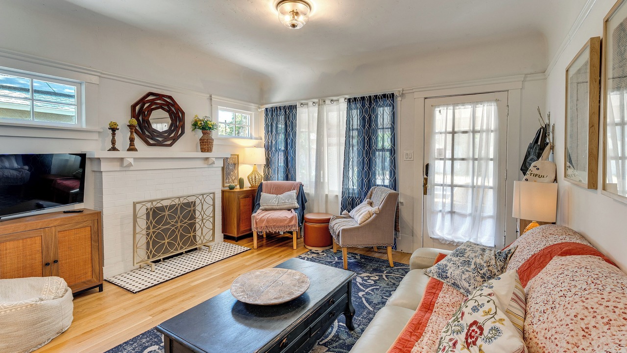 Photo of Livingroom in Woodland