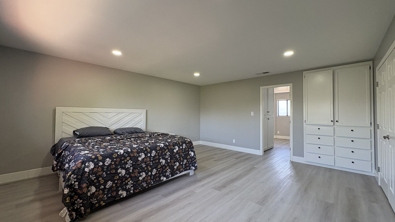 Photo of Bedroom in Oakley