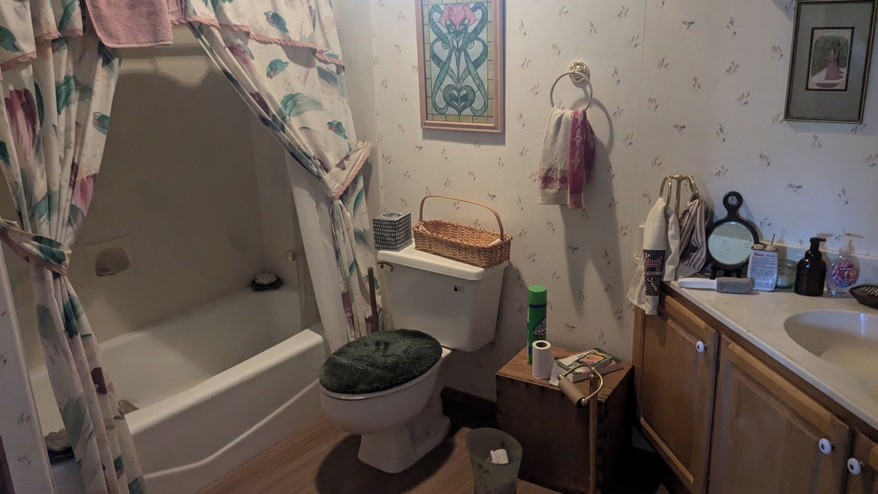 Photo of Bathroom in Iron Springs