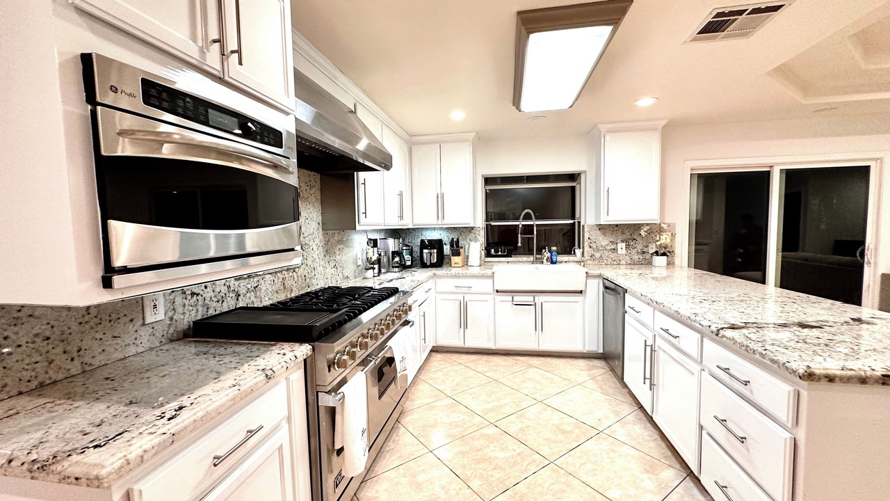 Photo of Kitchen in Southwest Anaheim