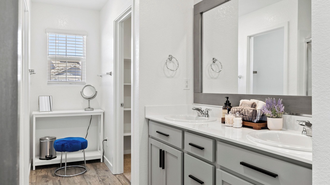 Photo of Bathroom in Elk Grove