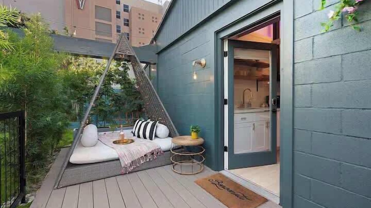 Photo of Patio Balcony in Little Italy