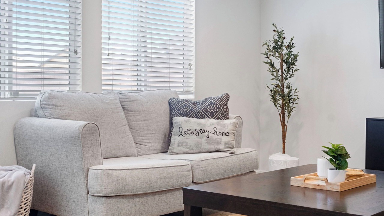 Photo of Livingroom in Victorville