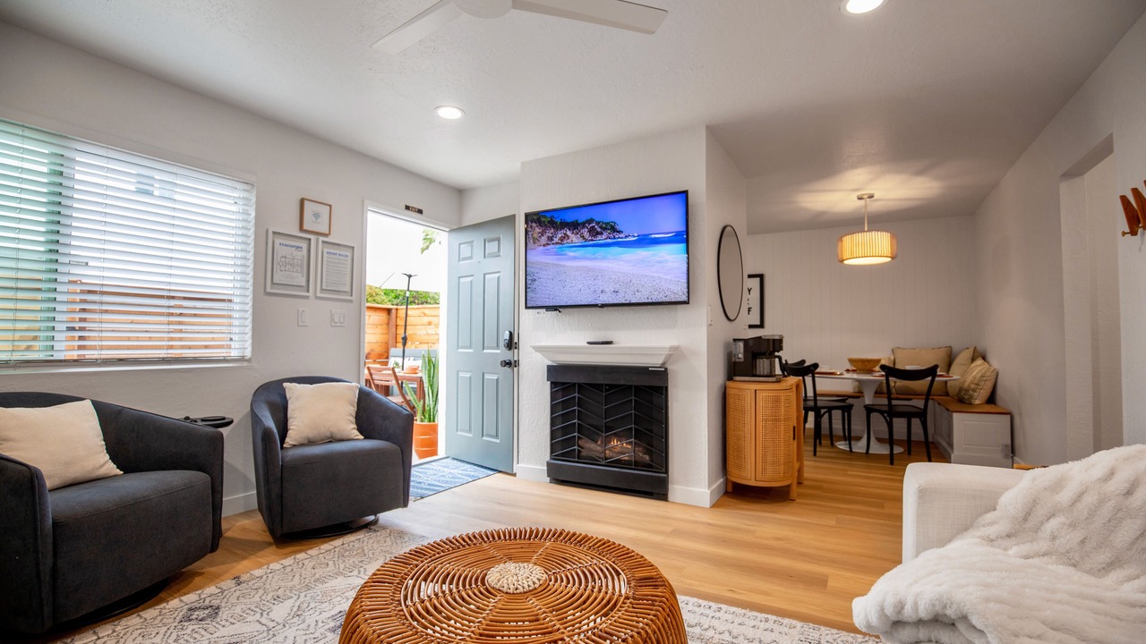 Photo of Livingroom in Huntington Beach
