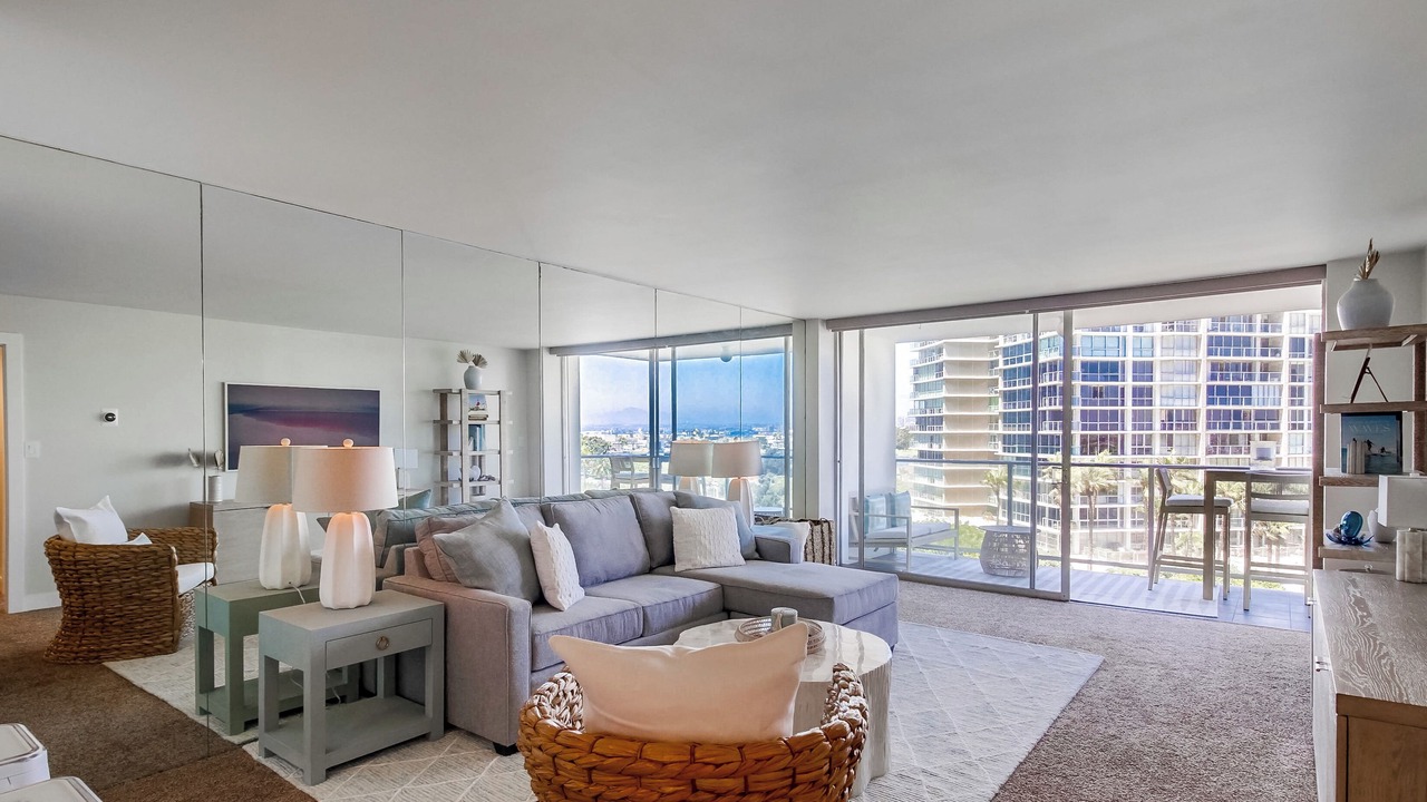 Photo of Livingroom in Coronado