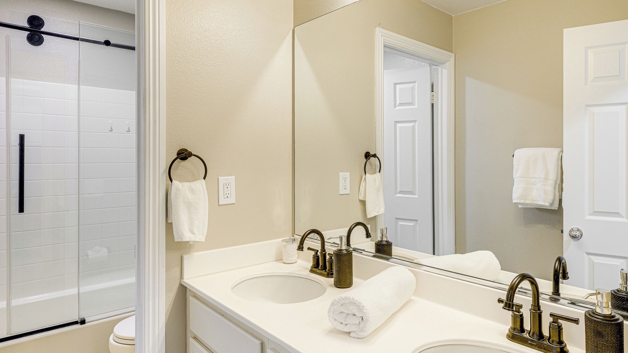 Photo of Bathroom in Beaumont