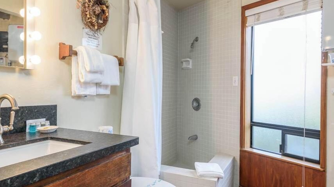 Photo of Bathroom in Sea Ranch