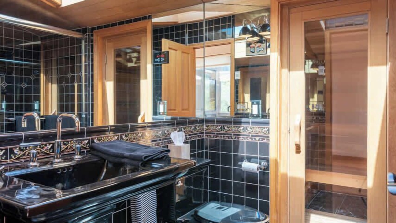 Photo of Bathroom in Sea Ranch