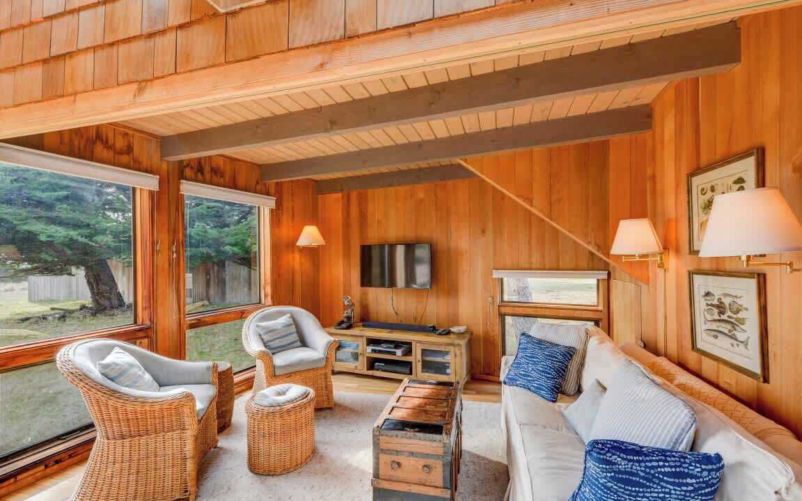 Photo of Livingroom in Sea Ranch