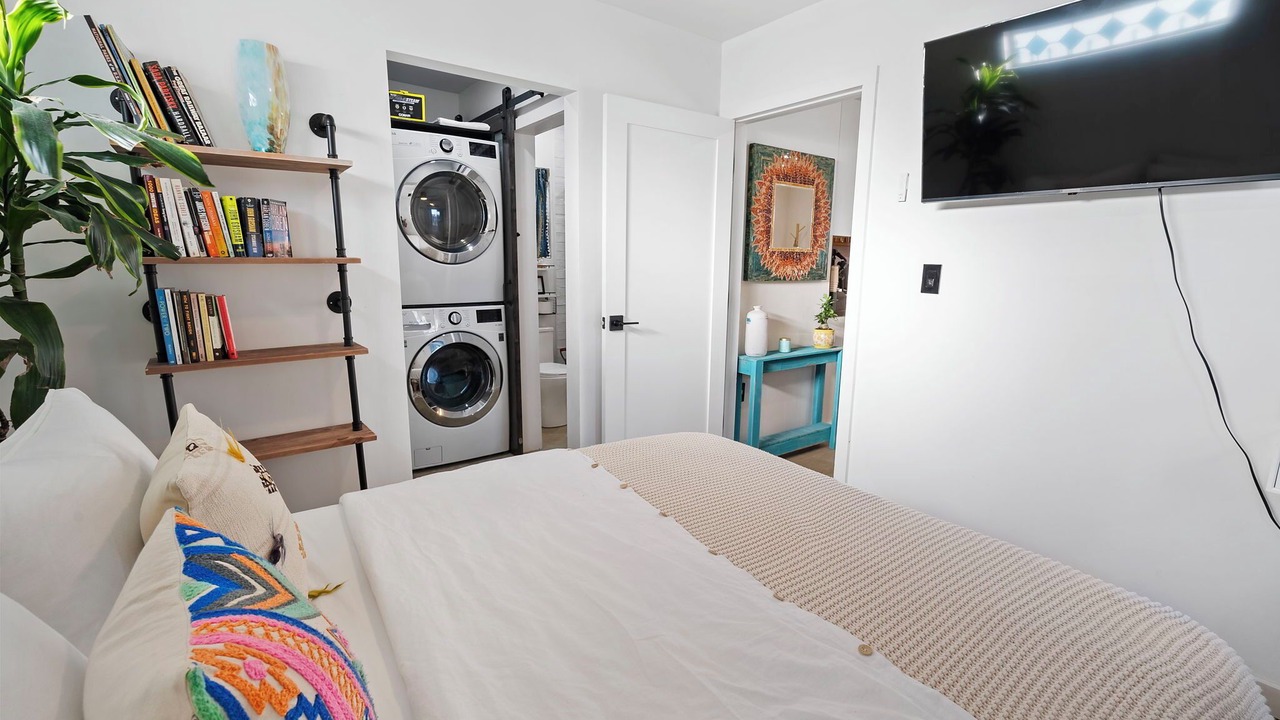 Photo of Bedroom in Downtown Los Angeles