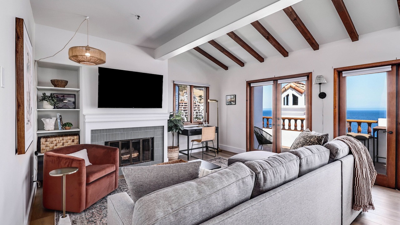 Photo of Livingroom in Avalon