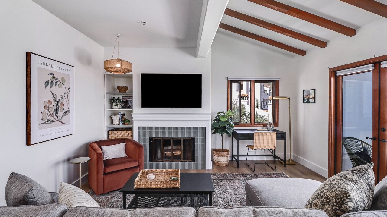 Photo of Livingroom in Avalon