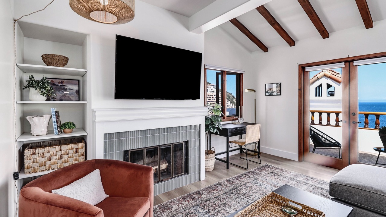 Photo of Livingroom in Avalon
