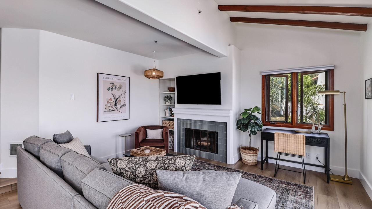 Photo of Livingroom in Avalon