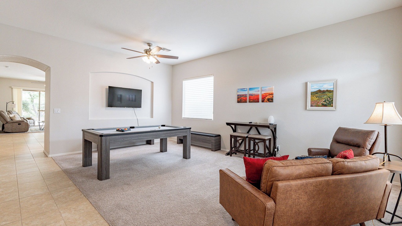 Photo of Livingroom in Sonoran Foothills