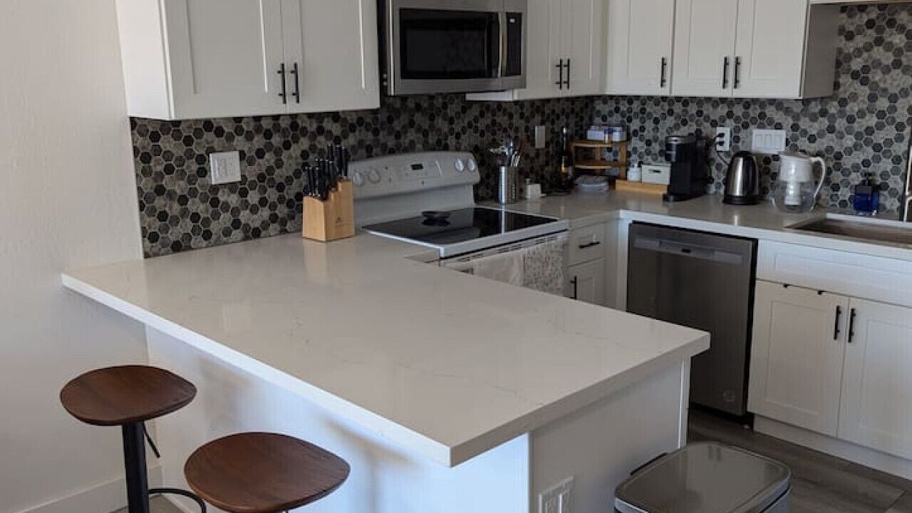 Photo of Kitchen in Oakland Ave - Harrison St