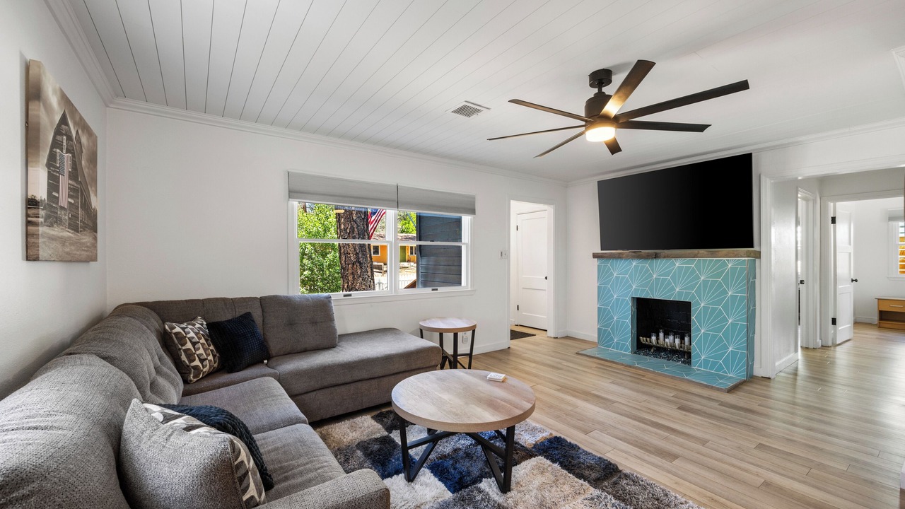 Photo of Livingroom in Mountain Club