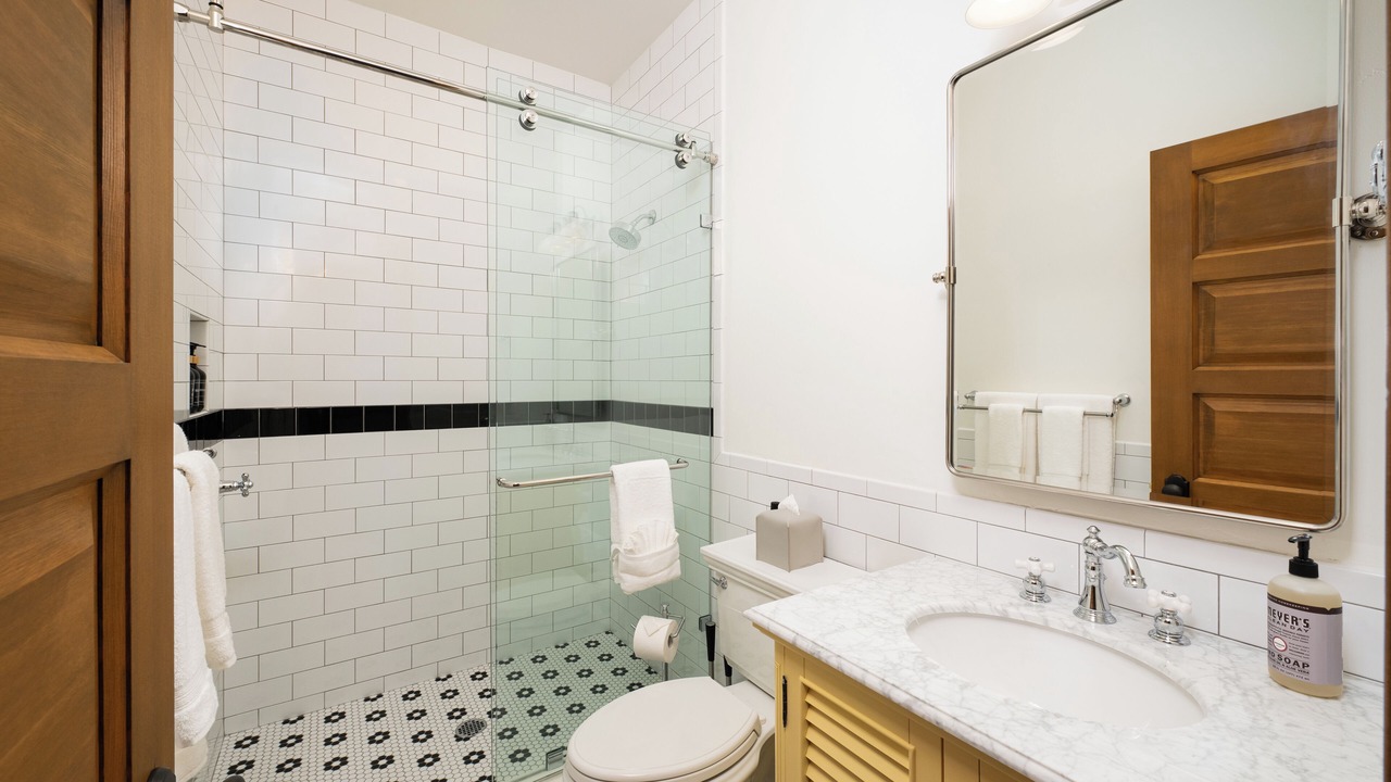 Photo of Bathroom in Los Alamos