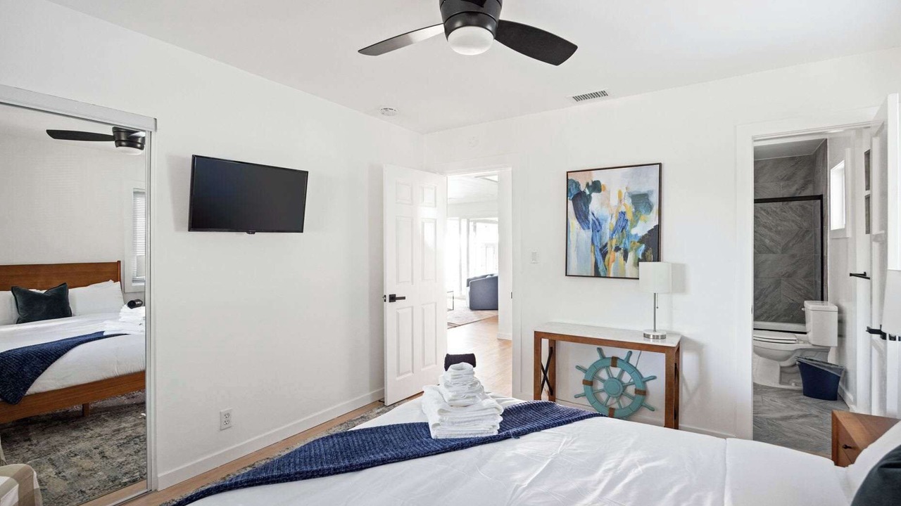 Photo of Bedroom in Del Rey