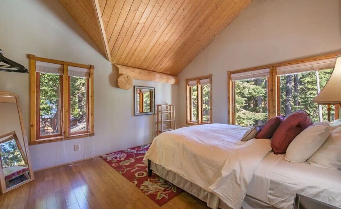 Photo of Bedroom in Tahoma