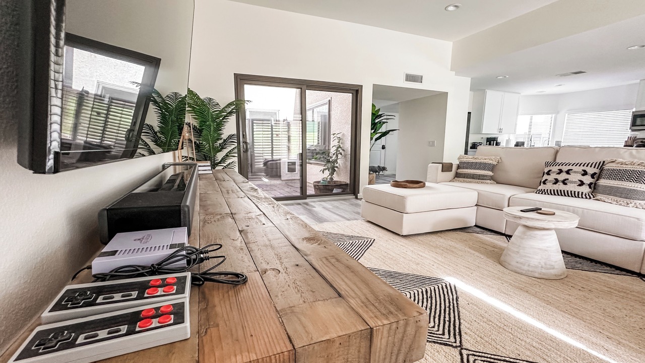 Photo of Livingroom in Palm Desert