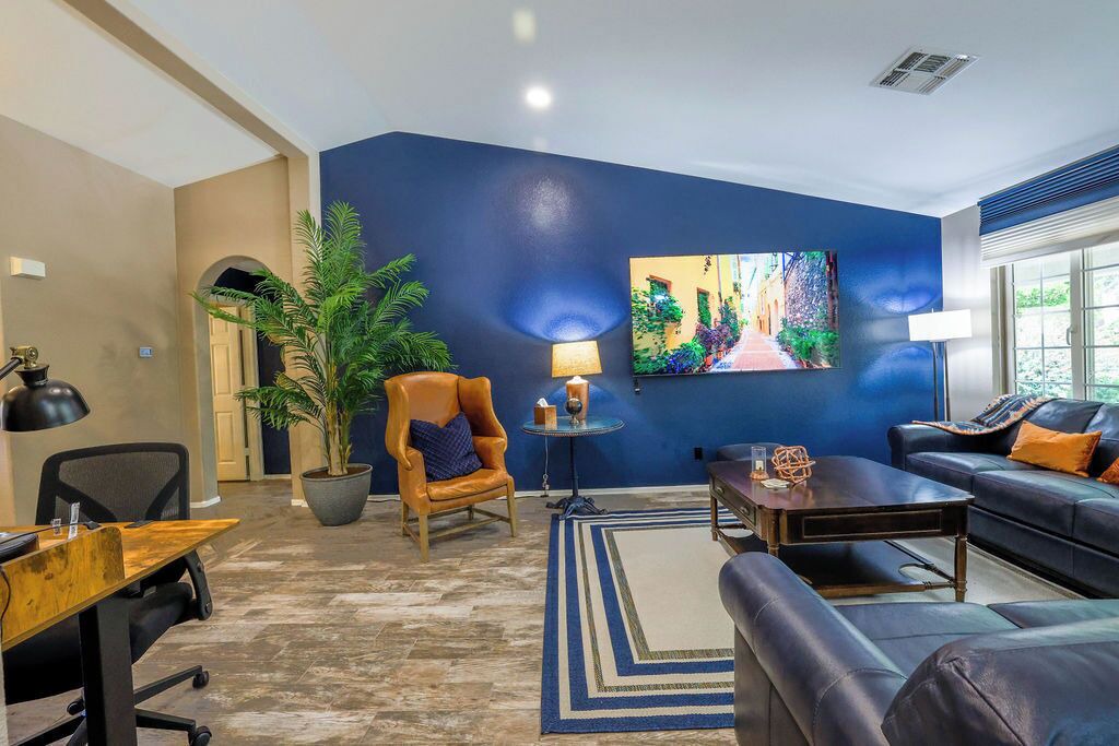 Photo of Livingroom in Oakwood