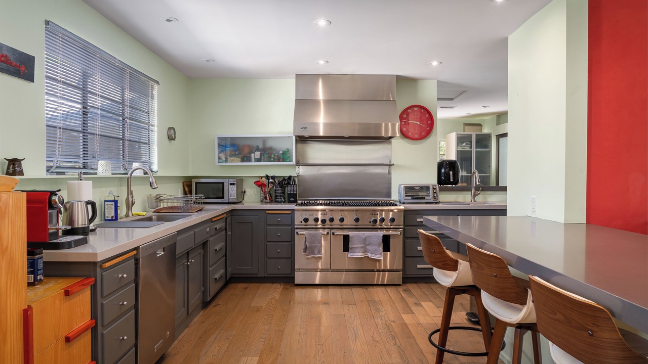 Photo of Kitchen in Cheviot Hills