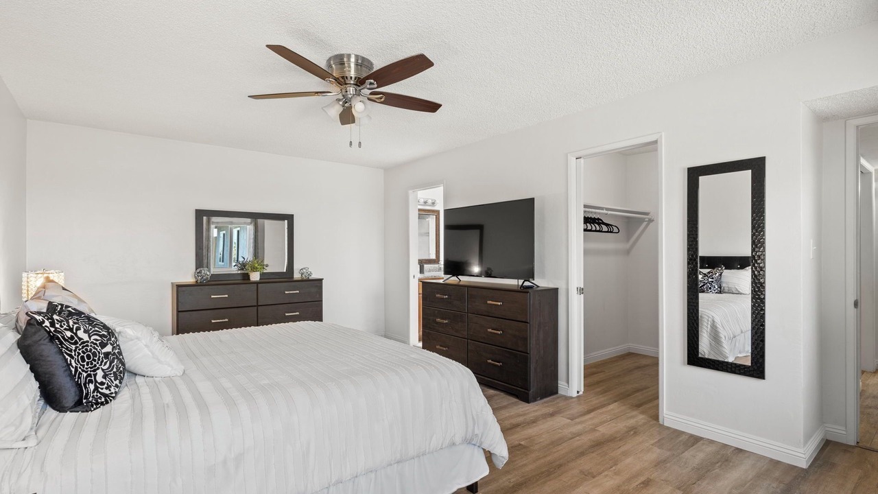 Photo of Bedroom in Pumpkin Center
