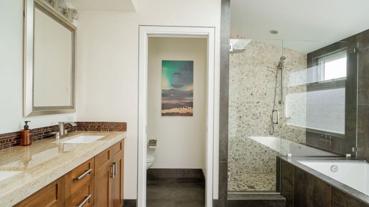 Photo of Bathroom in West Newport