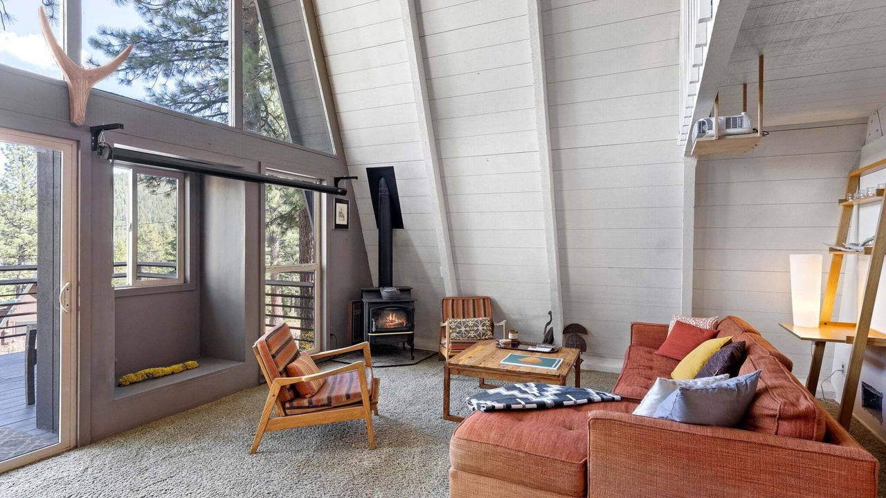 Photo of Livingroom in Truckee