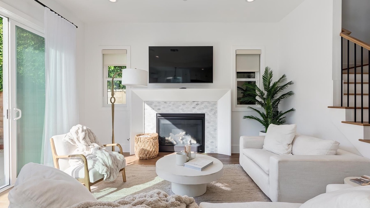 Photo of Livingroom in Washington Culver