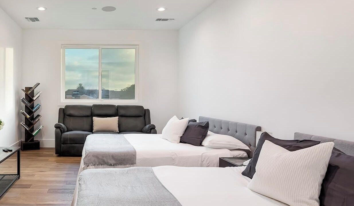 Photo of Bedroom in Washington Culver
