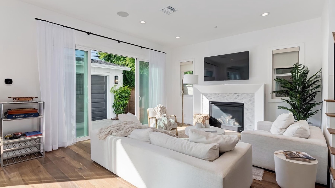 Photo of Livingroom in Washington Culver
