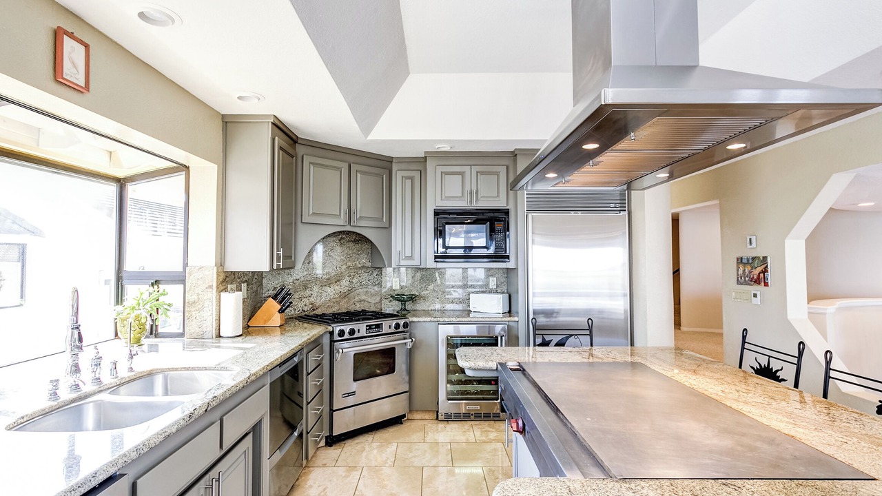 Photo of Kitchen in Discovery Bay