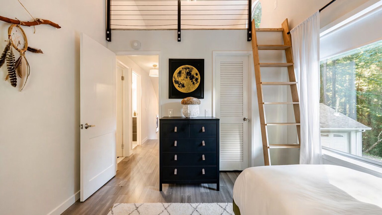 Photo of Bedroom in Felton