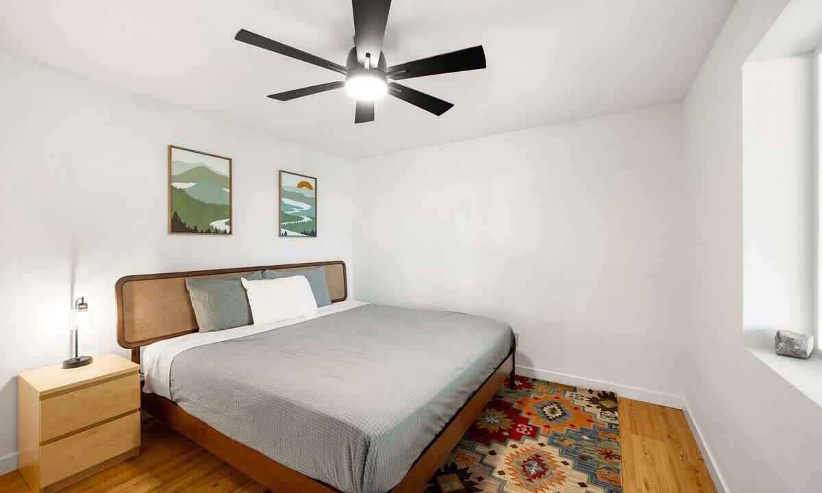 Photo of Bedroom in Highland Pines