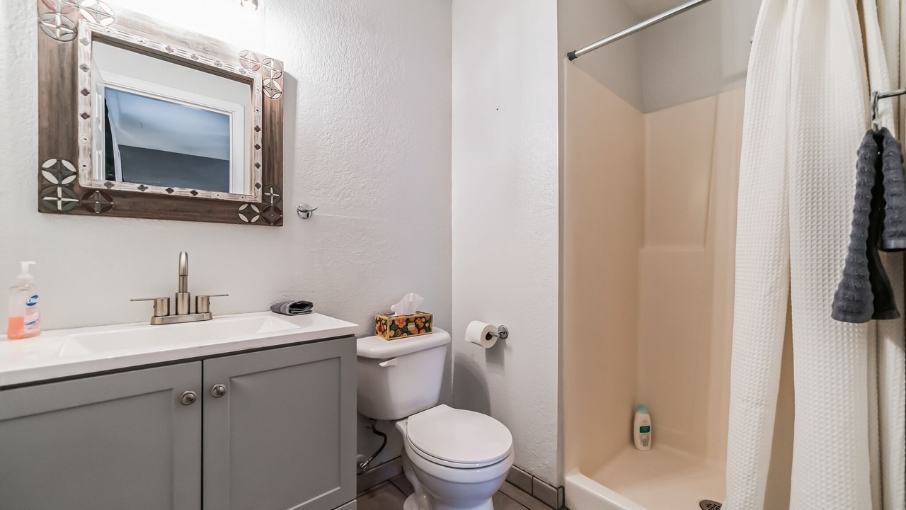 Photo of Bathroom in Clearlake Park